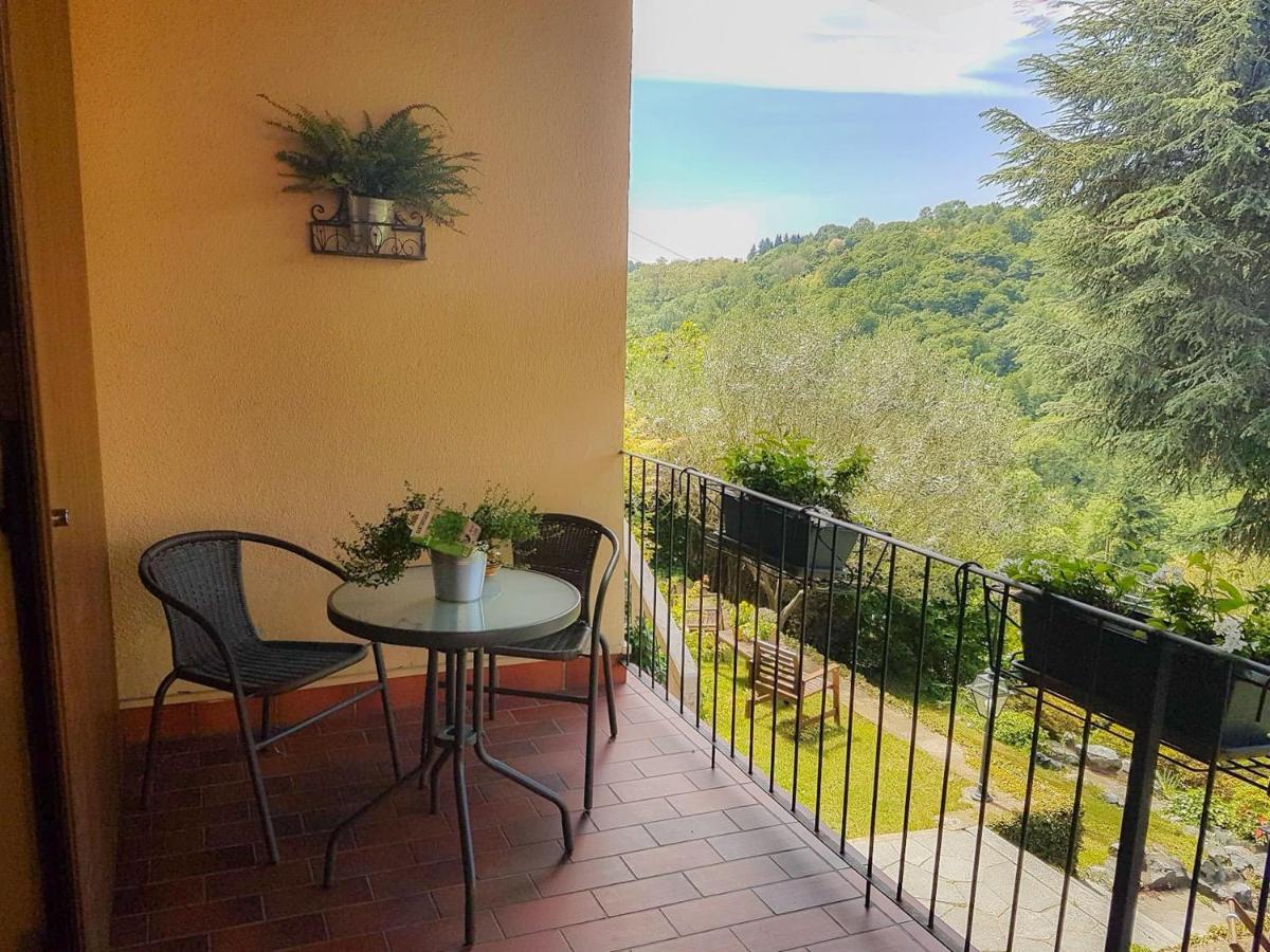 B&B Villa Camilla Pralungo Luaran gambar